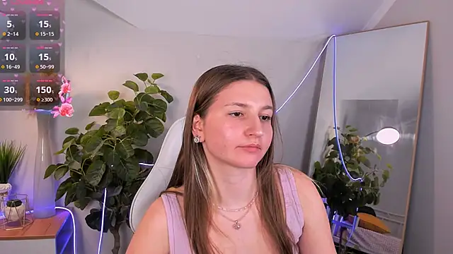 Snapshot of Katty_Bacchus chatting on February 23, 8:33 pm Katty Bacchus online show from February 23, 8:33 pm