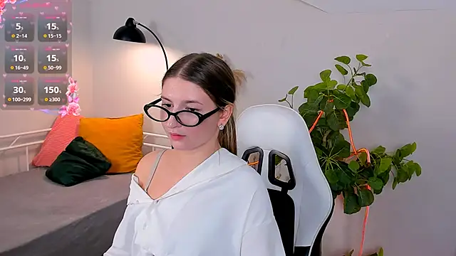 Snapshot of Katty_Bacchus chatting on February 5, 3:42 pm Katty Bacchus online show from February 5, 3:42 pm