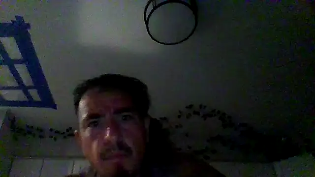justthetip4209 online show from June 8, 9:15 pm