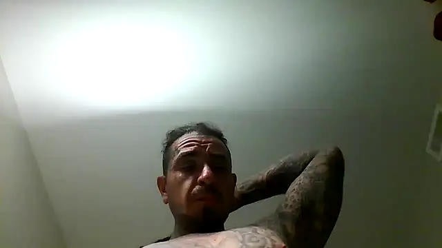 justthetip4209 online show from June 9, 3:13 pm