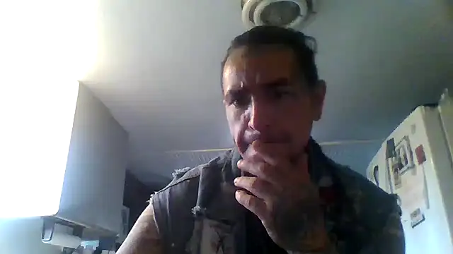 justthetip4209 online show from May 29, 8:48 pm