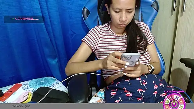 Danielagomez33 online show from March 19, 12:54 am