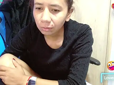 Danielagomez33 online show from February 7, 1:30 pm