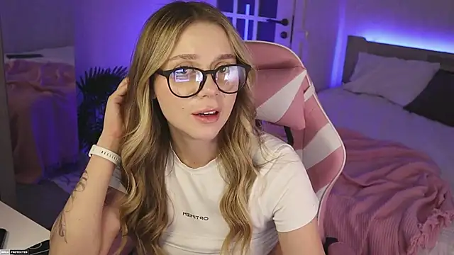 Snapshot of Tokyo_N chatting on January 26, 12:05 am Tokyo N online show from January 26, 12:05 am