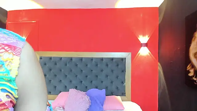 Charlot Vega  online show from October 24, 7:46 pm