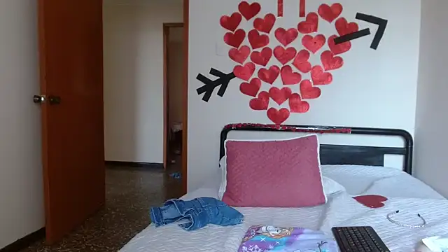 Snapshot of marilynbeautifullyhairy chatting on February 13, 2:20 pm marilynbeautifullyhairy online show from February 13, 2:20 pm