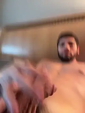 Snapshot of qazsazx chatting on November 4, 2:21 pm qazsazx online show from November 4, 2:21 pm