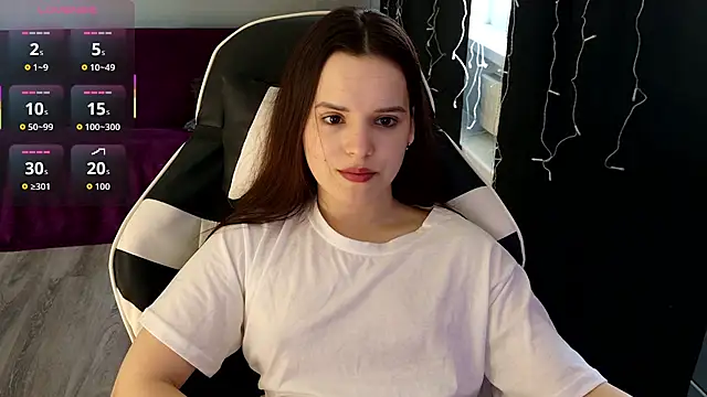 Harleen Moore online show from May 28, 5:04 am