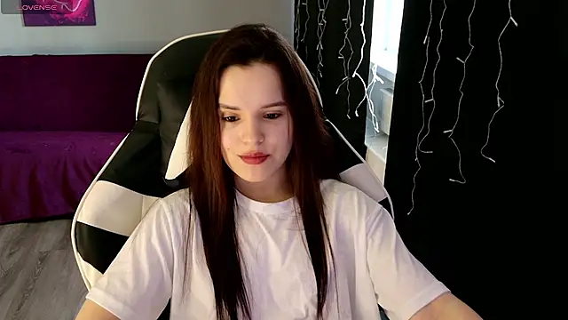 Harleen Moore online show from May 25, 5:07 am