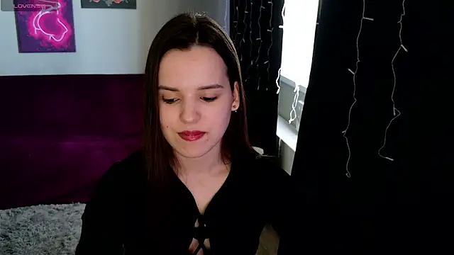 Harleen Moore online show from April 29, 3:43 am