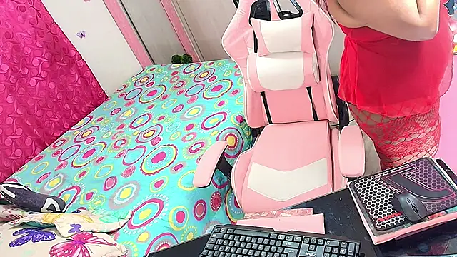 kimberly bellu online show from December 21, 8:53 pm