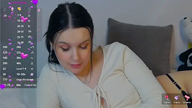 Snapshot of Lolipopss chatting on February 1, 9:40 pm Lolipopss online show from February 1, 9:40 pm