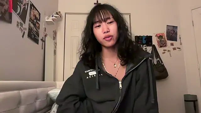 donna creamteam online show from February 13, 12:13 am