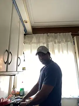 Snapshot of JOEL1628 chatting on January 6, 11:40 am JOEL1628 online show from January 6, 11:40 am