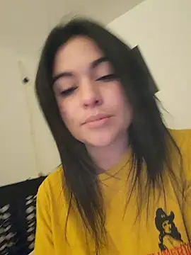 Snapshot of makemesmiley chatting on October 28, 7:07 am makemesmiley online show from October 28, 7:07 am