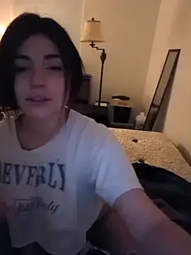 Snapshot of makemesmiley chatting on December 18, 10:30 am makemesmiley online show from December 18, 10:30 am