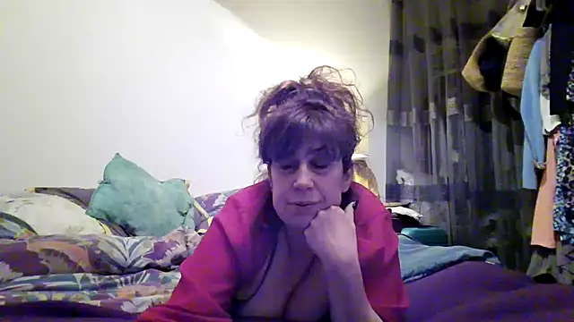Snapshot of sweetinside_ chatting on December 17, 8:25 pm sweetinside online show from December 17, 8:25 pm