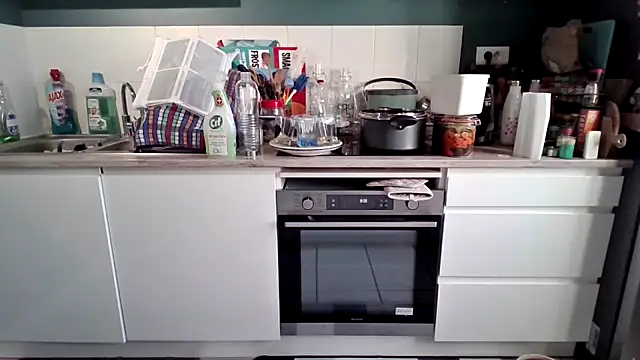 sweetinside  online show from March 21, 7:09 am