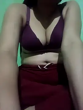 Snapshot of karishma_kappur chatting on March 11, 5:35 pm karishma kappur online show from March 11, 5:35 pm