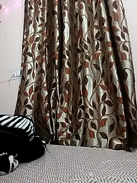 Snapshot of karishma_kappur chatting on February 20, 1:03 am karishma kappur online show from February 20, 1:03 am