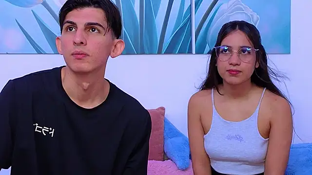 Ana and Leo online show from May 30, 2:44 pm