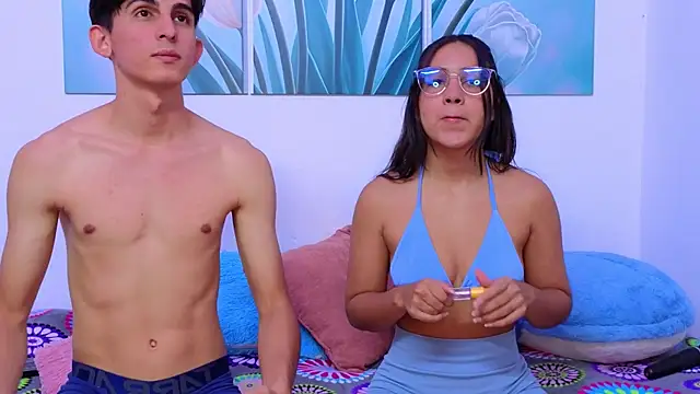 Ana and Leo online show from May 9, 3:26 pm
