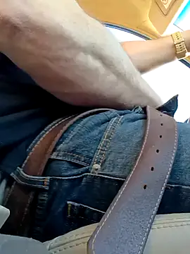 hesjustafriend online show from January 18, 2:09 pm