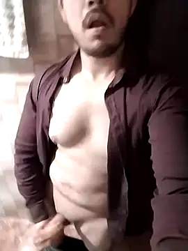 Snapshot of Man456545 chatting on February 28, 6:32 am Man456545 online show from February 28, 6:32 am