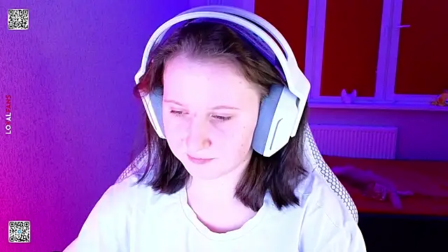 mon lola online show from January 31, 7:12 pm