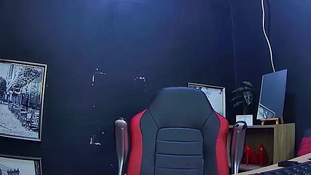 Snapshot of Ebonydivaxxx chatting on September 22, 6:52 am Ebonydivaxxx online show from September 22, 6:52 am