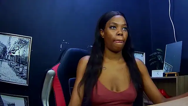 Snapshot of Ebonydivaxxx chatting on September 17, 6:59 am Ebonydivaxxx online show from September 17, 6:59 am