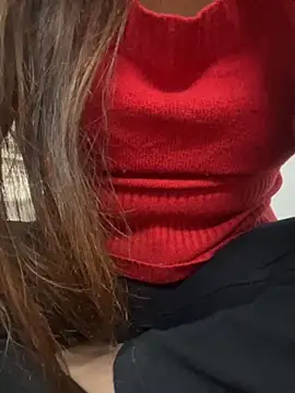 Snapshot of Red-Magic-25 chatting on November 19, 6:46 am Red-Magic-25 online show from November 19, 6:46 am