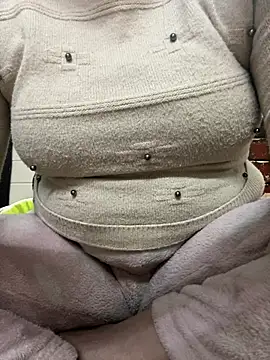 Red-Magic-25 online show from February 12, 9:31 am