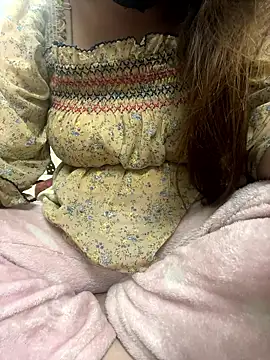 Red-Magic-25 online show from January 11, 8:54 am