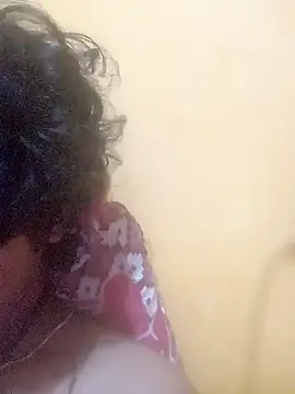 CosmicEmuu online show from March 20, 6:42 pm