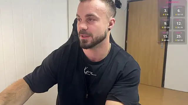 wannaseeyoursmile online show from October 27, 11:22 am