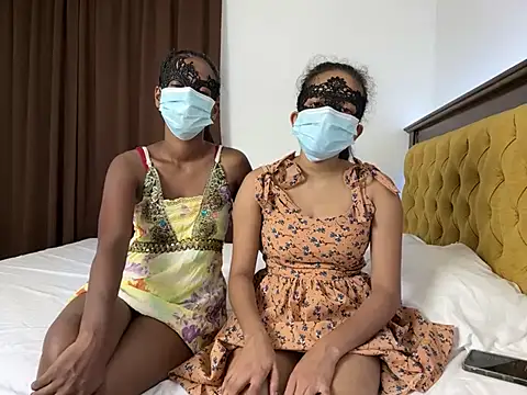 Tatoo girl online show from March 9, 8:40 am