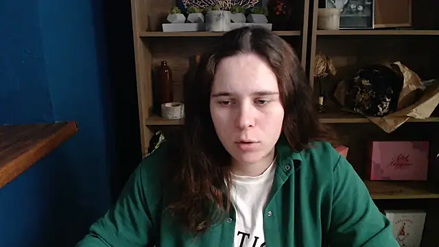 mini girly online show from October 22, 1:32 pm