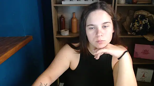 mini girly online show from September 30, 10:10 am