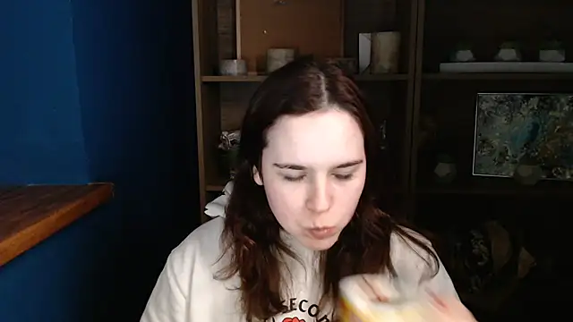 mini girly online show from February 21, 7:23 am