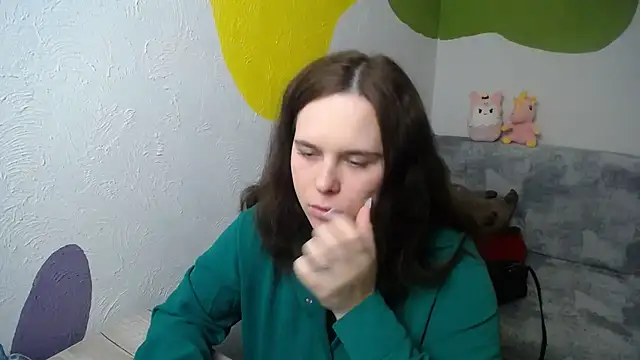 mini girly online show from November 13, 3:16 pm