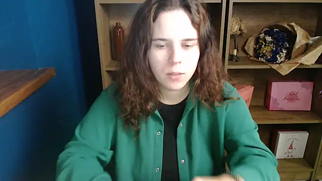 mini girly online show from October 18, 12:29 pm