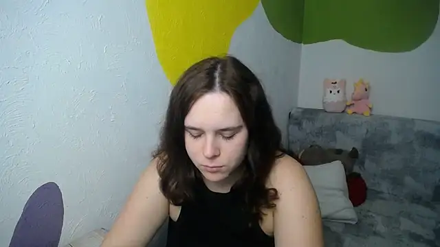 mini girly online show from November 14, 2:32 pm