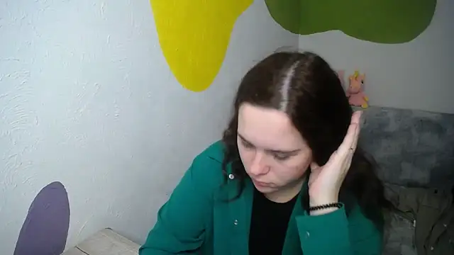 mini girly online show from November 11, 1:39 pm