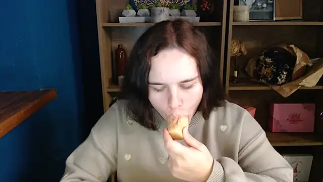 mini girly online show from October 25, 2:39 pm