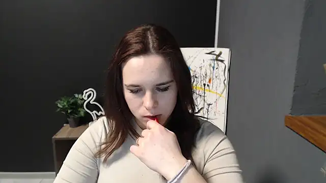 mini girly online show from February 13, 4:39 pm