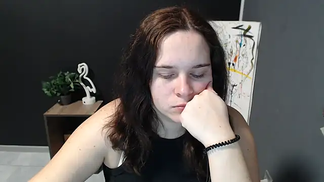 mini girly online show from October 30, 2:36 pm