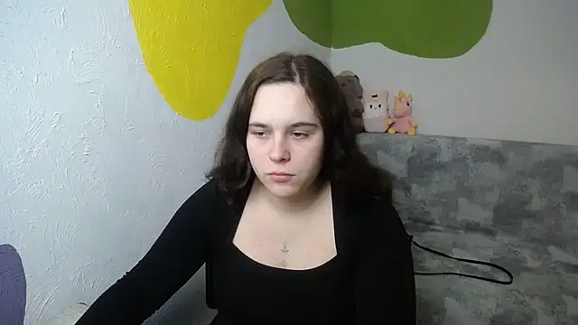 mini girly online show from November 10, 1:05 pm