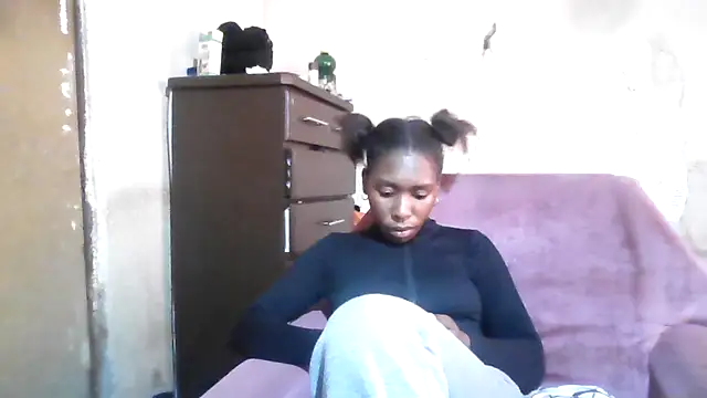 Hotdaily04 online show from September 19, 7:56 am