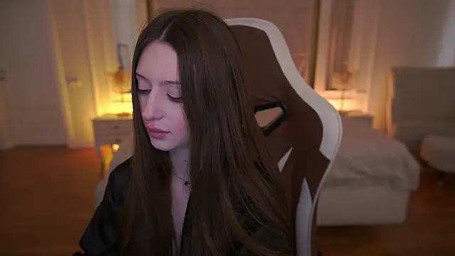 Marmeladkaaa online show from February 17, 10:45 am